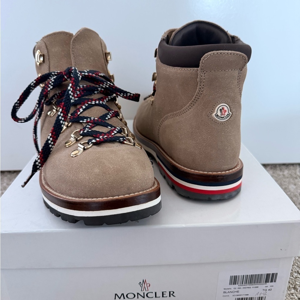 Moncler Blanche Winter Boots Vibram - Tan Shimmer